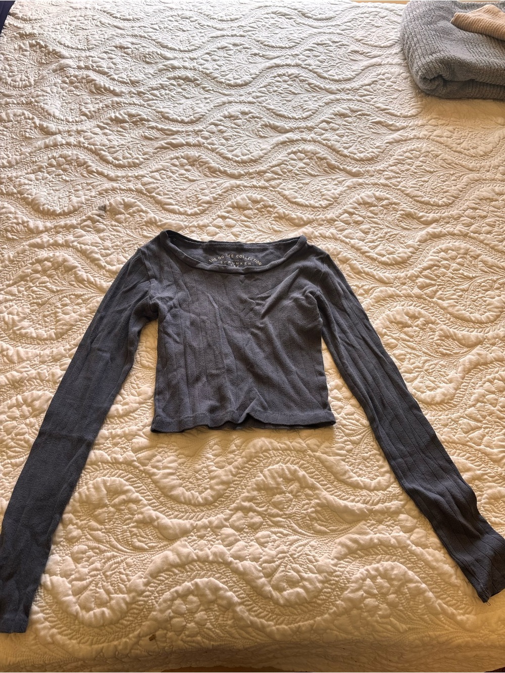 Aeropostale Women's Charcoal Gray Ribbed Long-Sleeve Crop Top